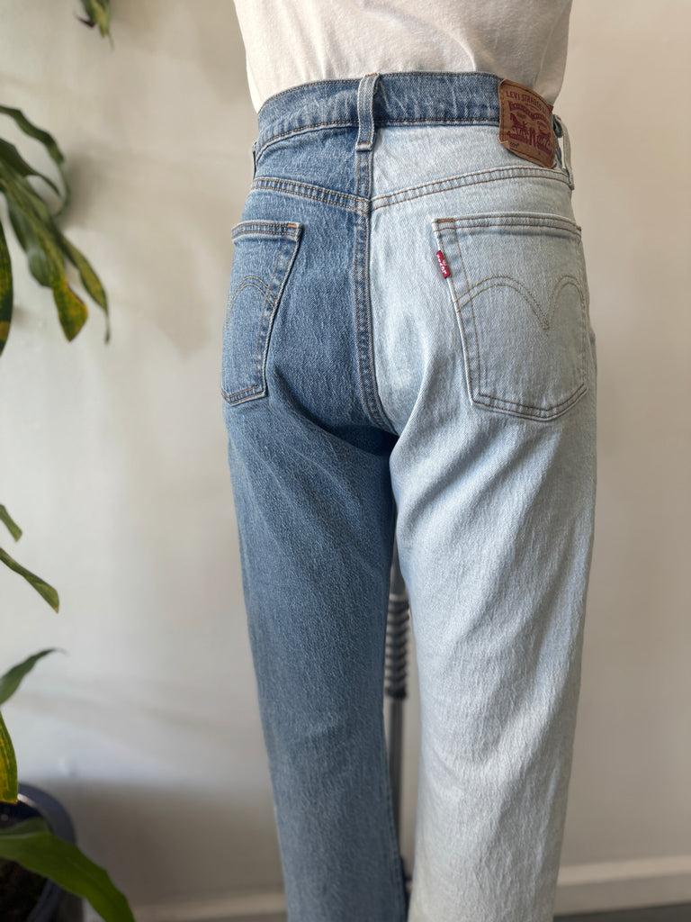 Half split Levi jeans waist “30”