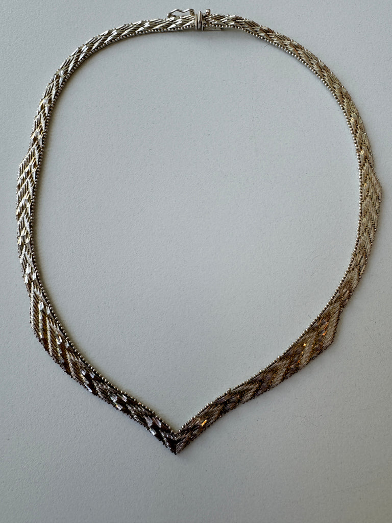 Vermeil vintage two tone v scalloped necklace