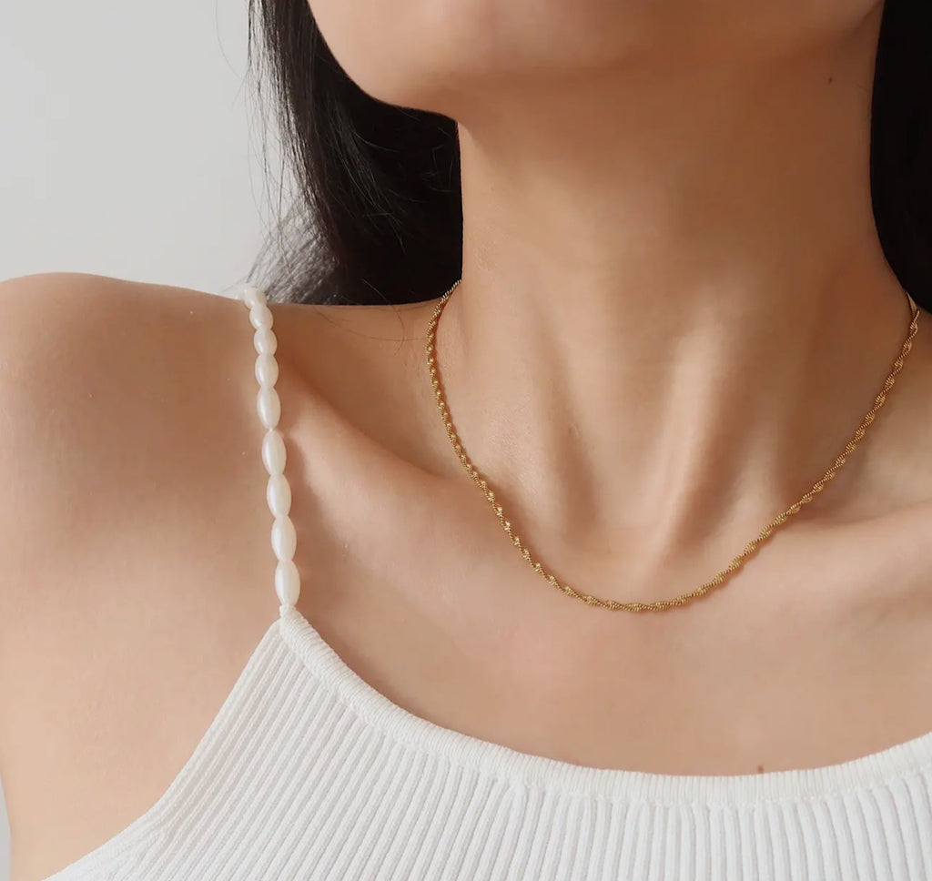 Gold plated rope necklace