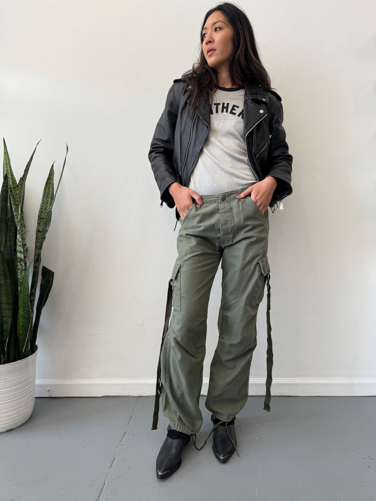 The coolest vintage army pants waist “30”