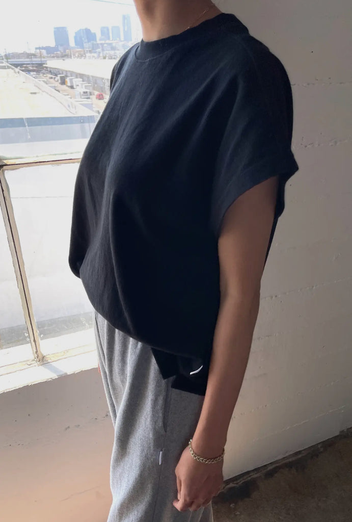 Le Bon Shoppe | Jeanne tee | black