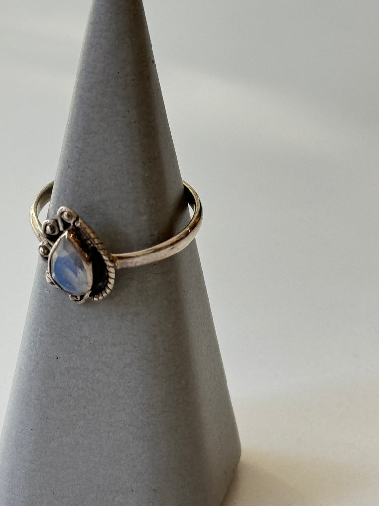 Sterling silver + moonstone ring size 9