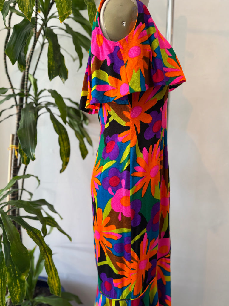 1960’s Sun fashion Hawaii vibrant floral print