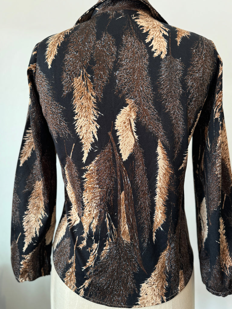 Vintage feather print top