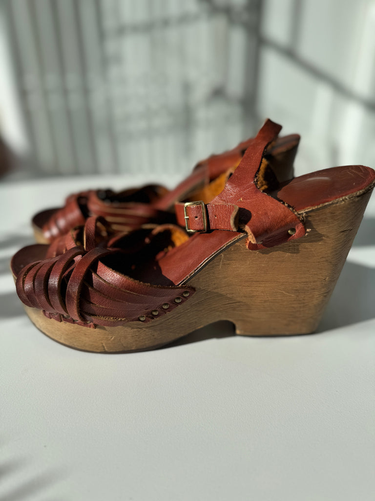 Vintage wooden + leather shoes 9.5