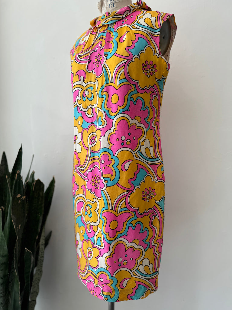 1960’s vintage bold print print dress