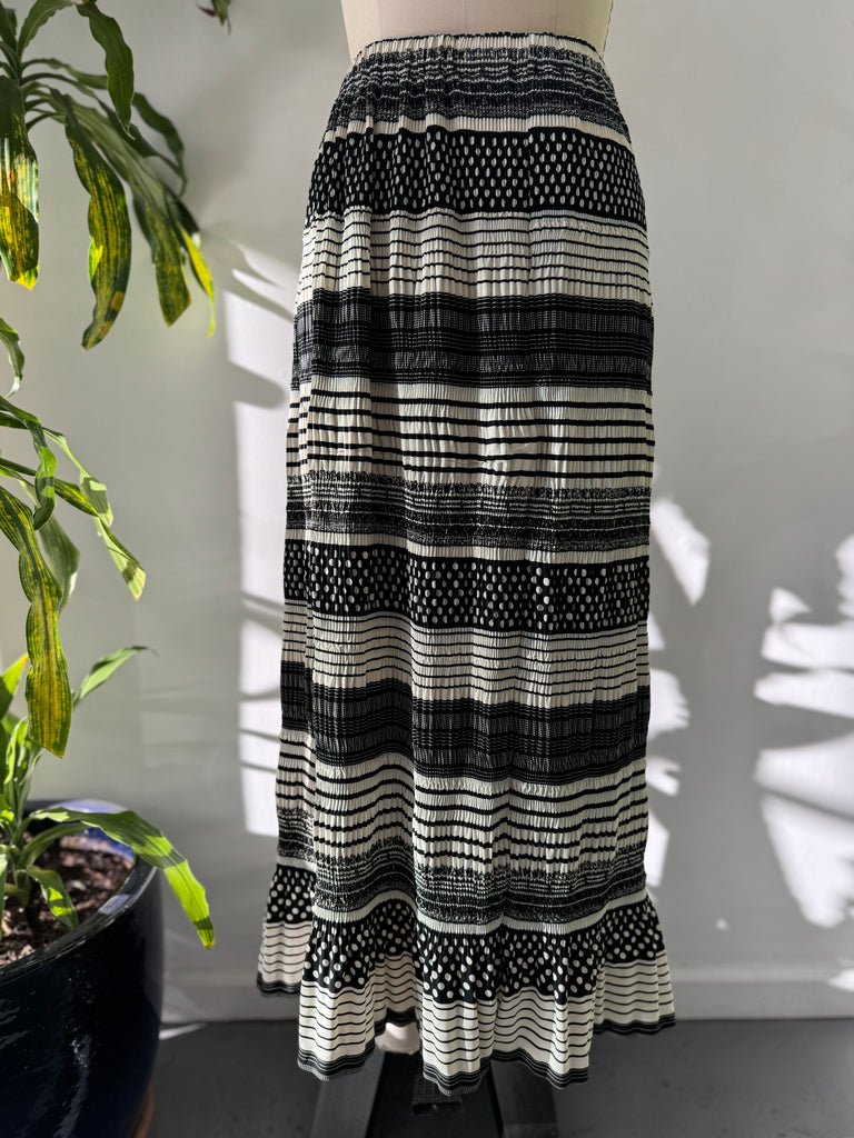 Pleated Skirt waist “30-52”