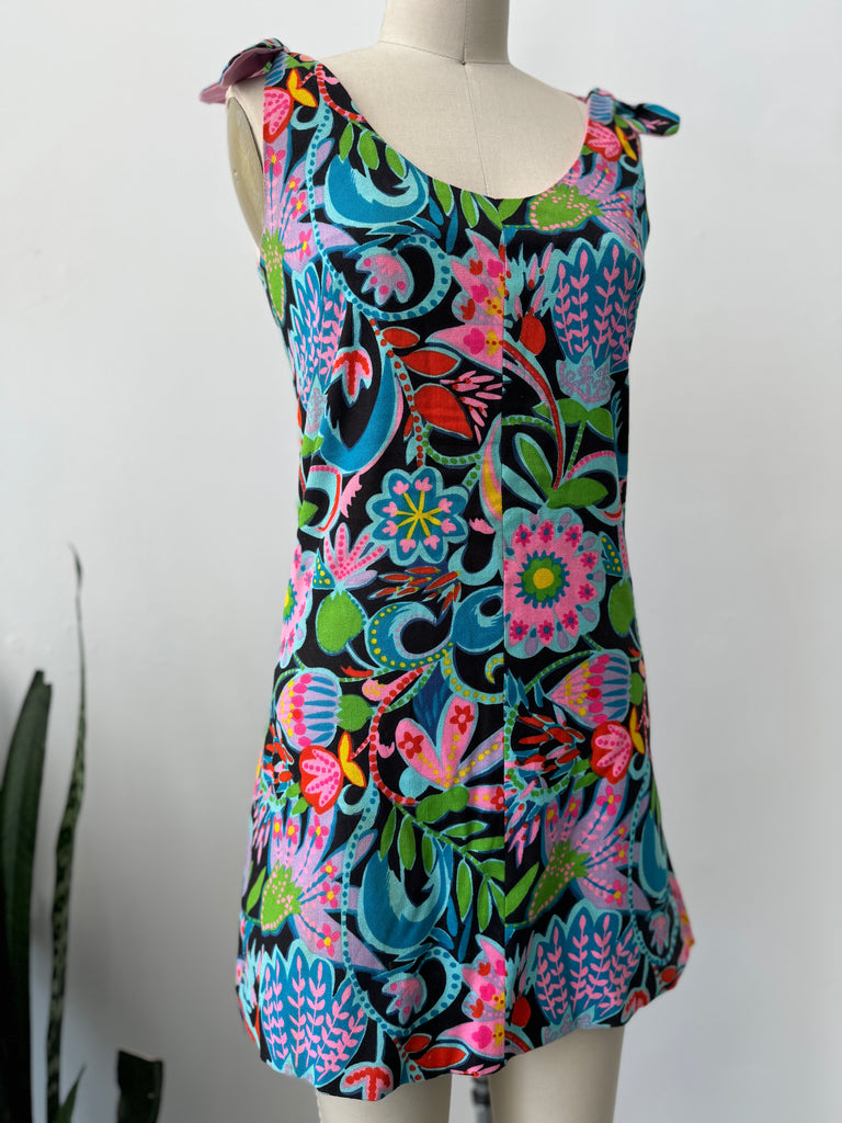 Vintage 1970’s printed mod Dress