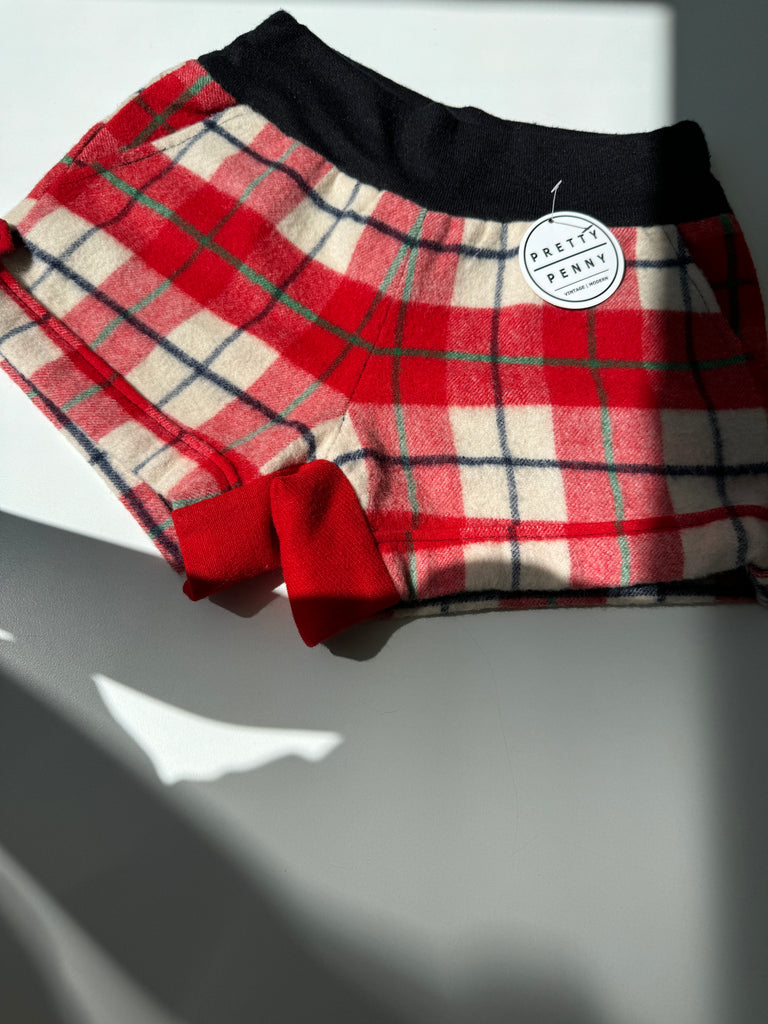 Designer D & G plaid shorts “26-32”