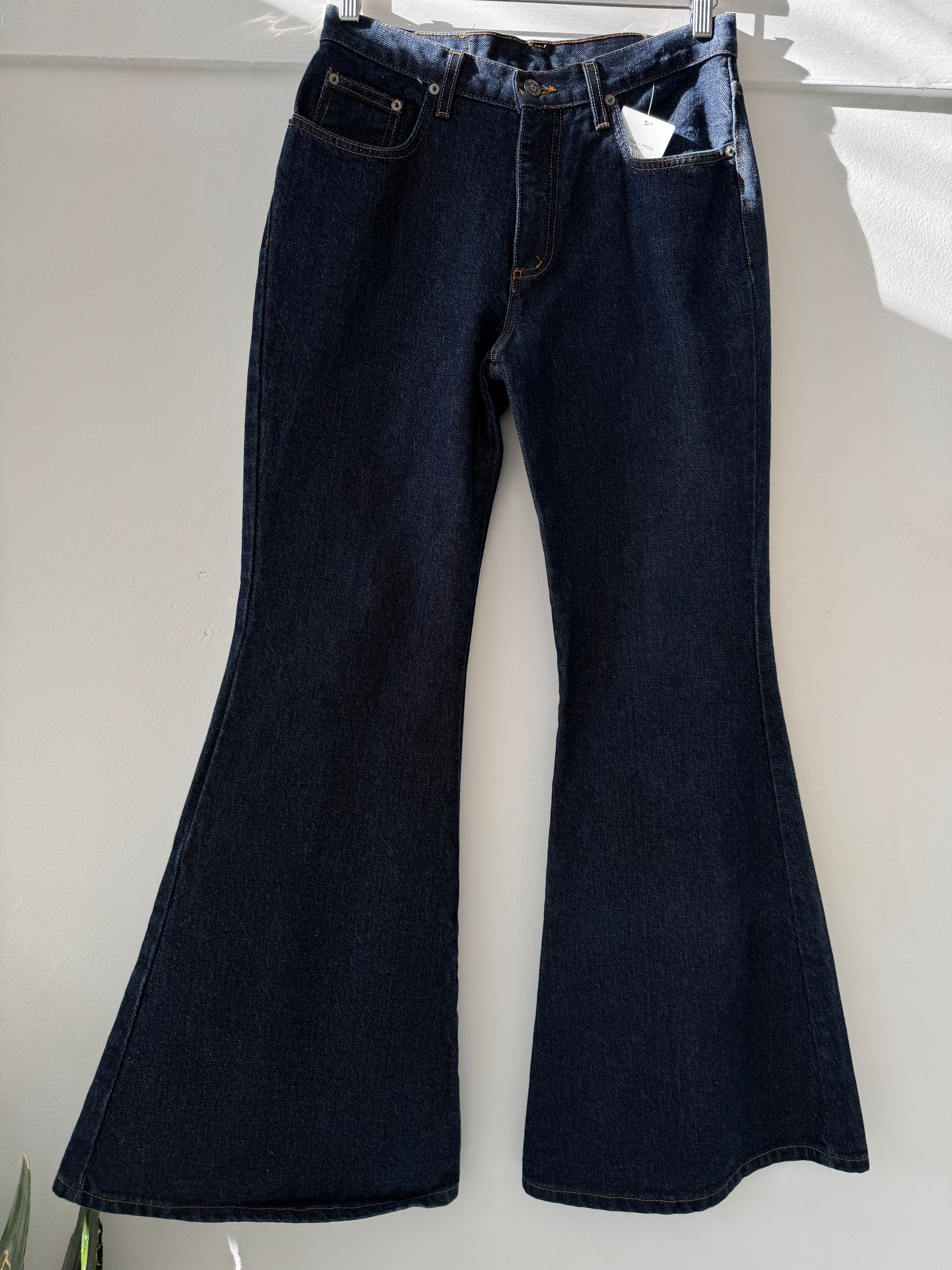 パンツ BELL PANTS Ordinary Fits のワイドパンツ「BELL PANTS USED」の丈感は絶妙