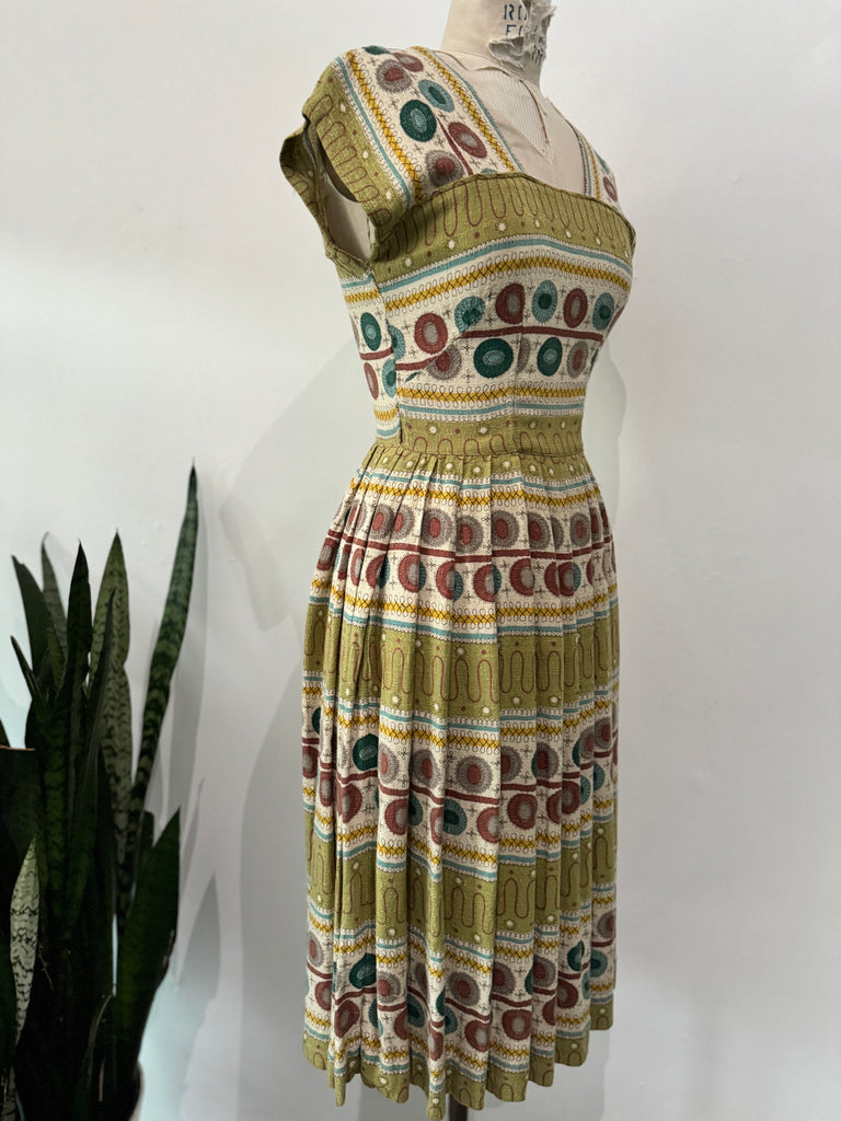 Late 1940’s printed vintage dress