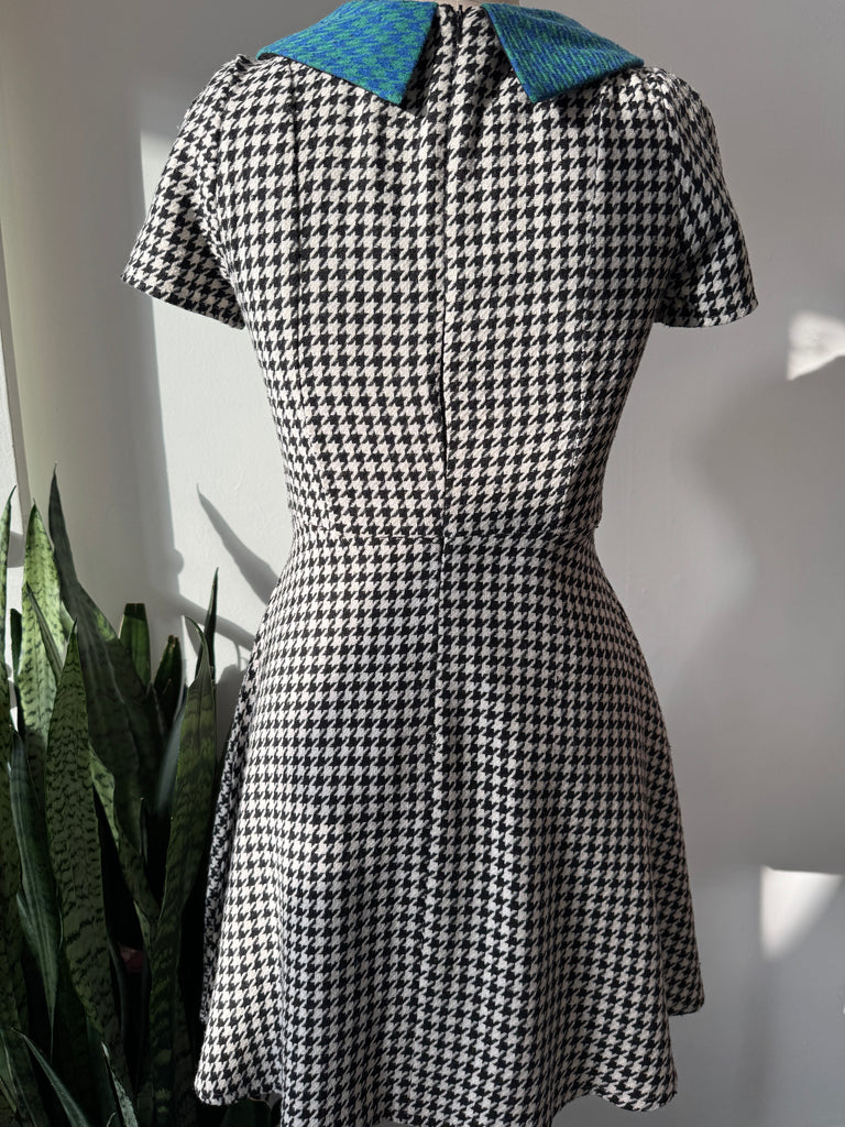 Houndstooth Dress with rounded collar