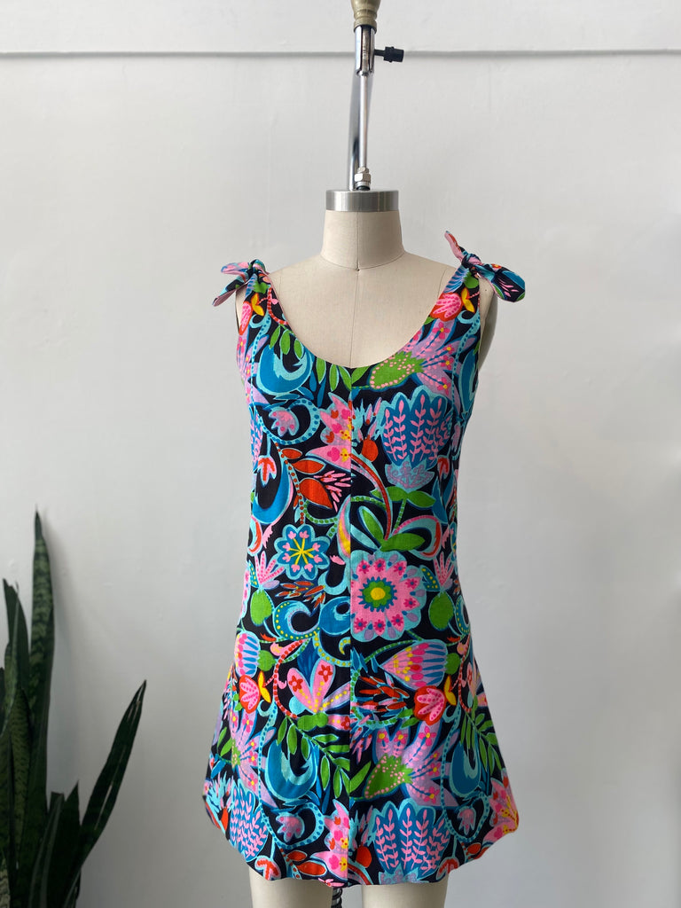 Vintage 1970’s printed mod Dress