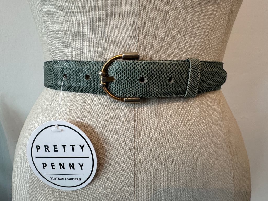 Vintage leather belt "24-28"