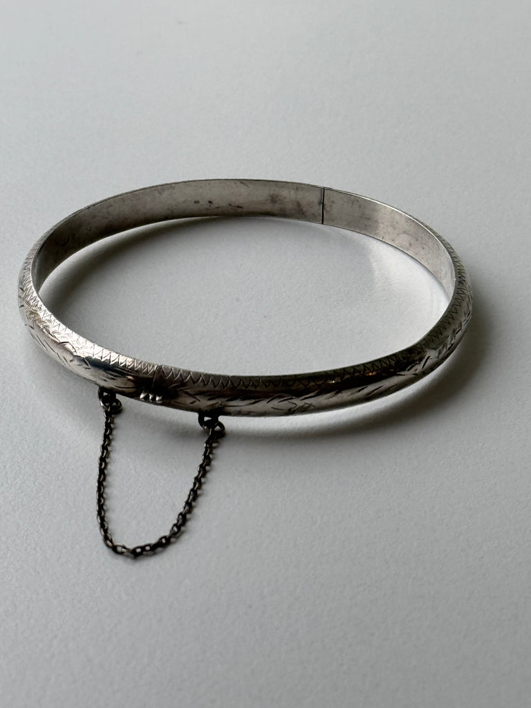 Vintage Sterling silver bangle bracelet