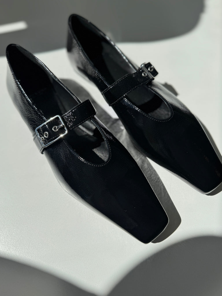 Vagabond patent leather shoes size 8.5/9