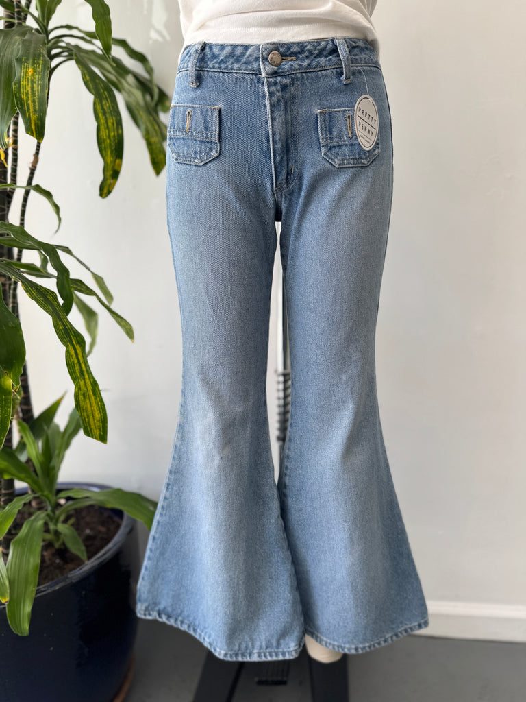Vintage Paris Blues experience bell bottom jeans