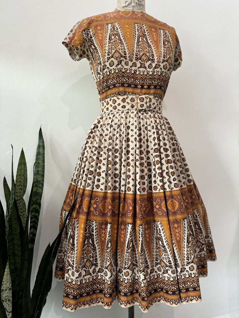 Vintage 1950's printed cotton dress