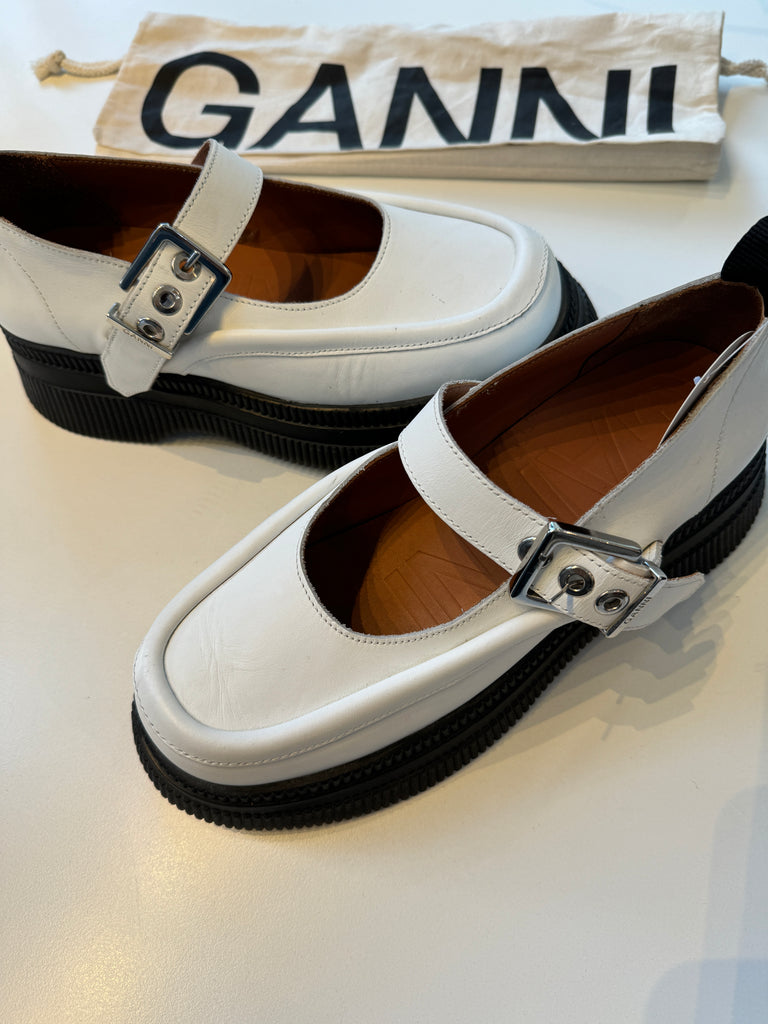 GANNI white Mary Jane shoes size 10