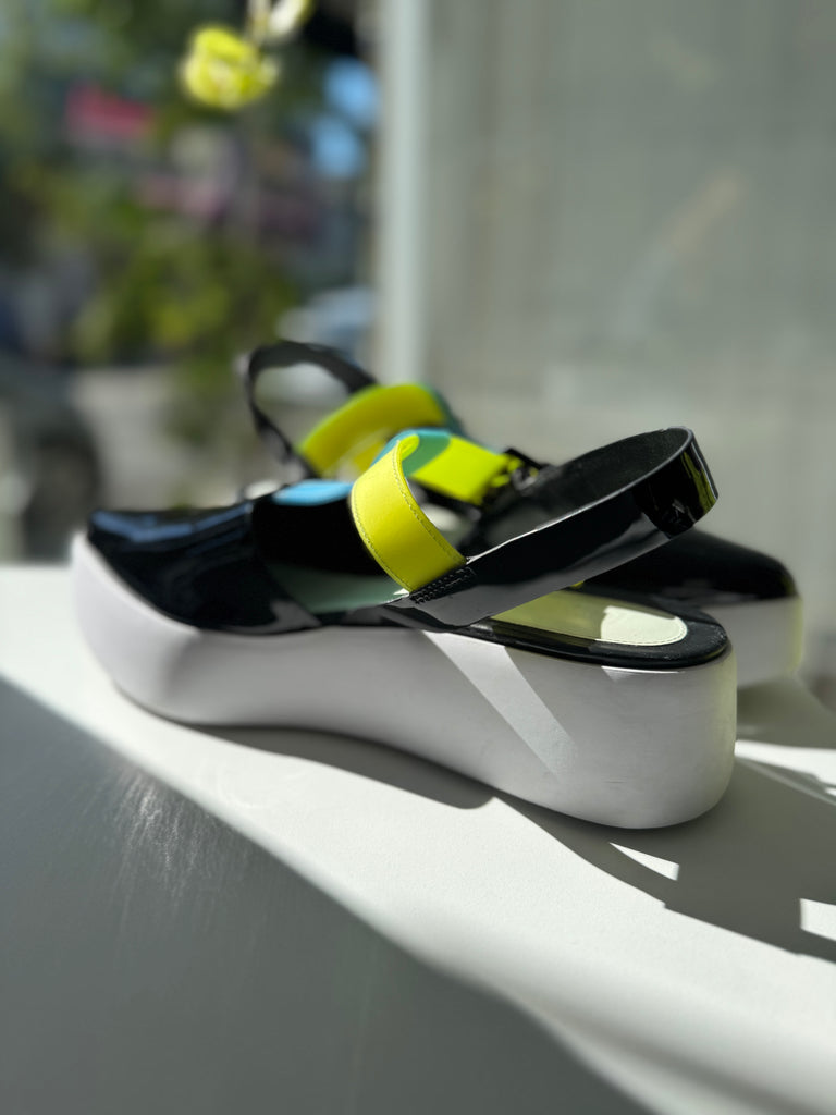 Designer KENZO women's parent leather t strap platform shoes size 10