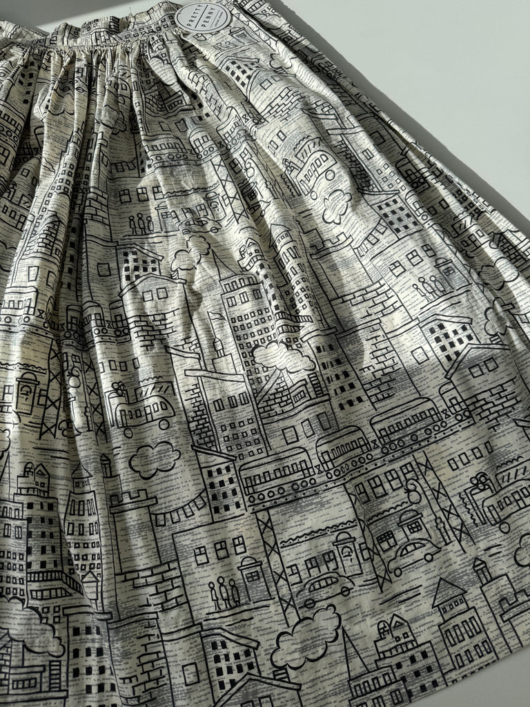 Vintage city scene novelty print skirt “28/29”