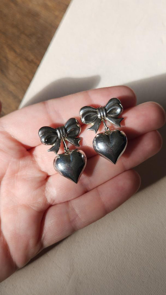 Vintage adorable sterling bow heart drop earrings