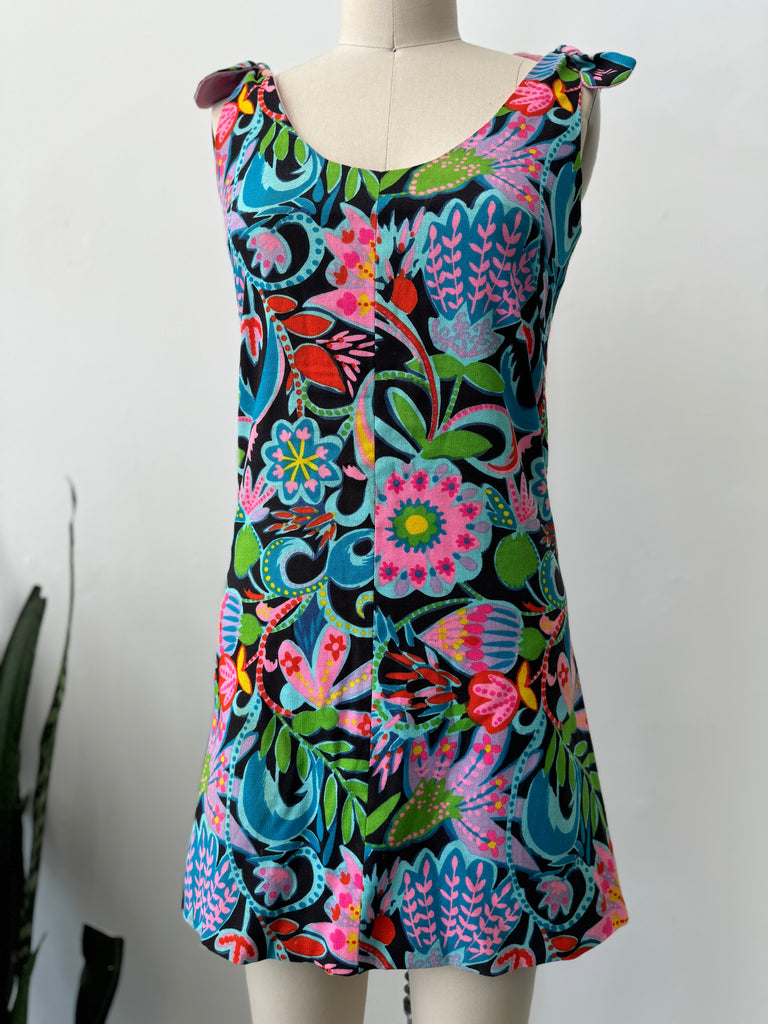 Vintage 1970’s printed mod Dress