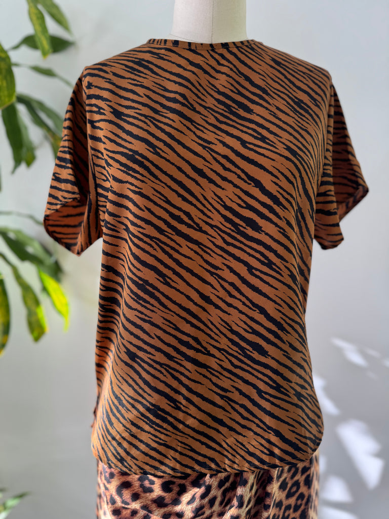 Animal print vintage top