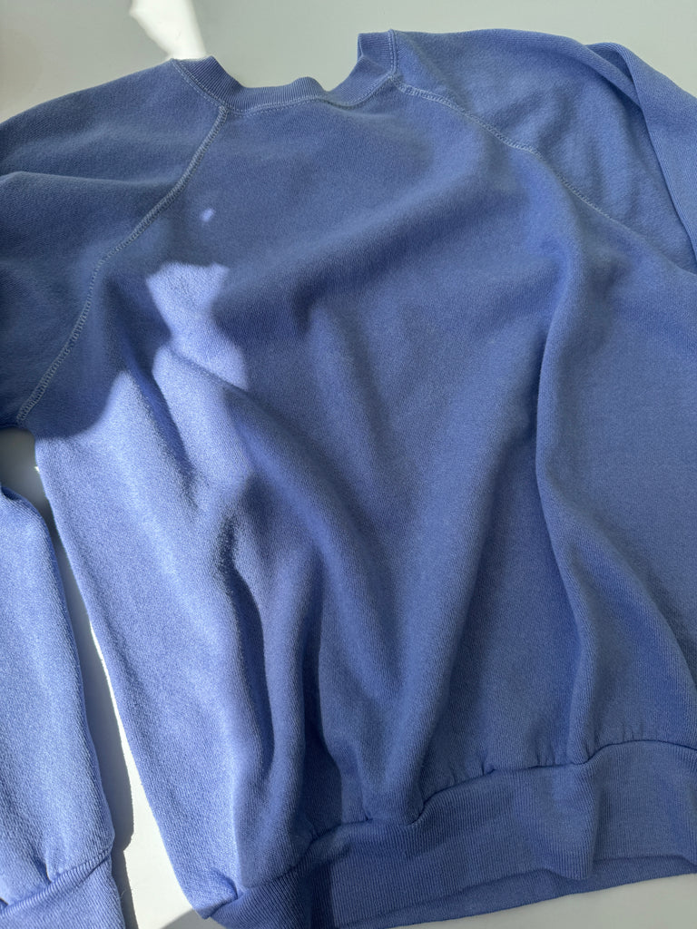Vintage lavender raglan sweatshirt