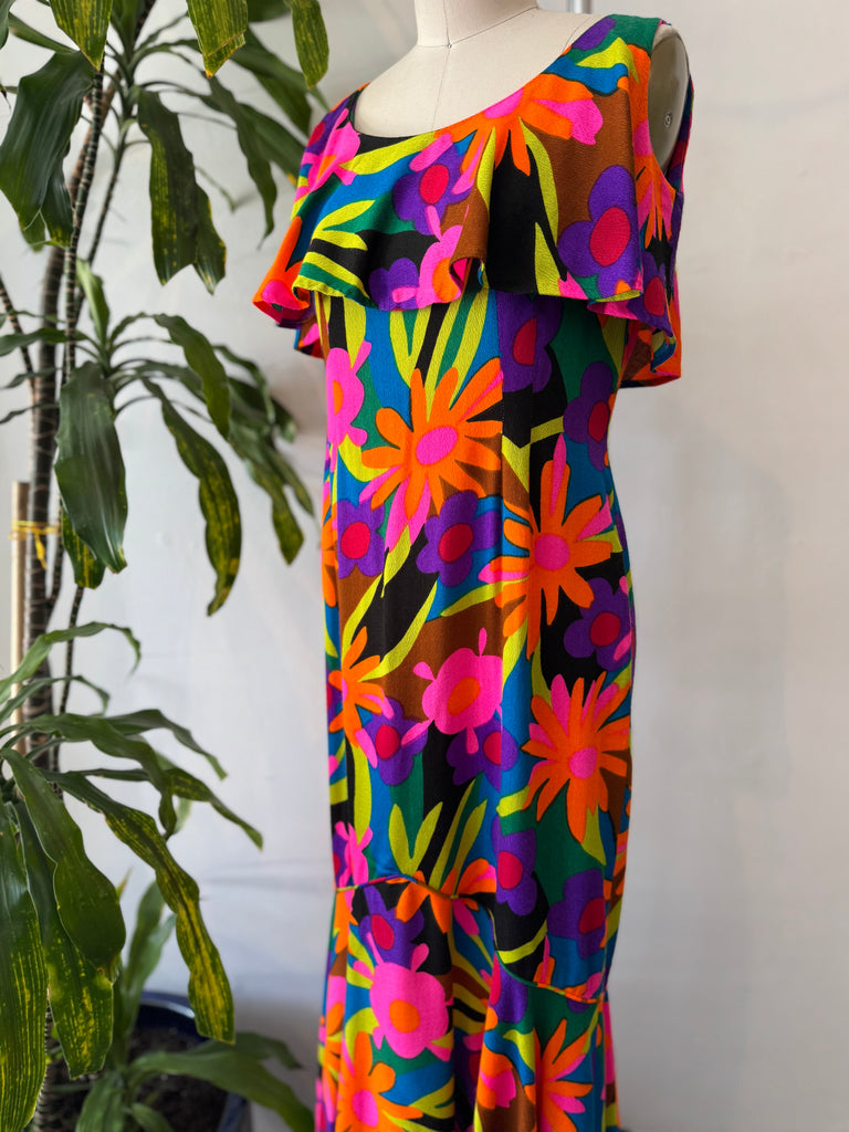 1960’s Sun fashion Hawaii vibrant floral print