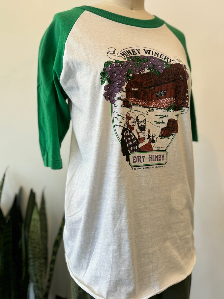 1982 dry hiney winery t shirt