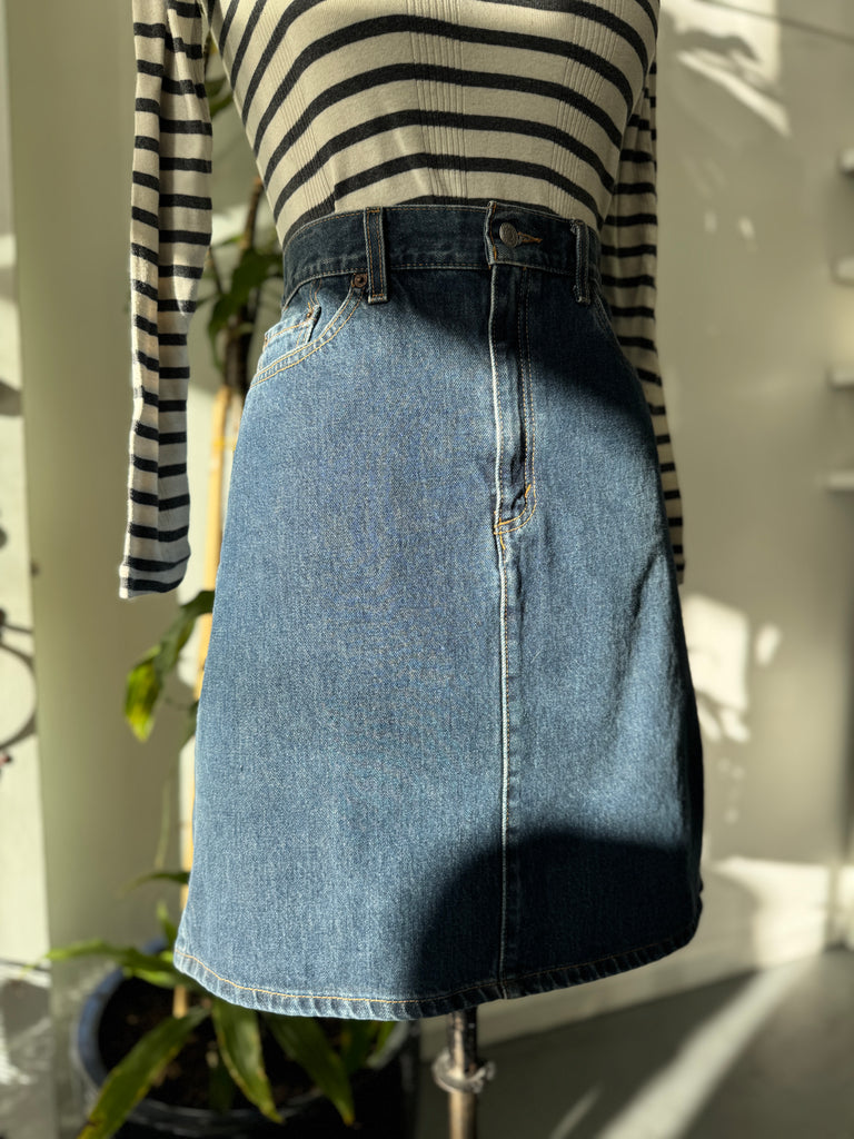 Levi’s denim skirt