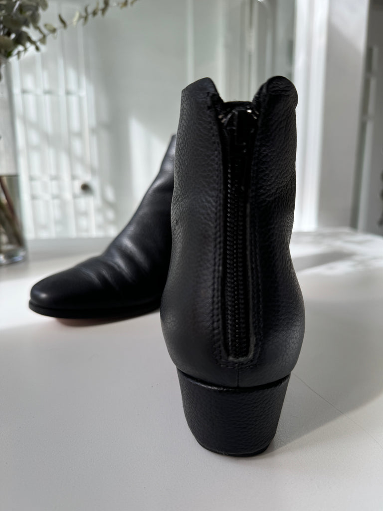 Rachel Comey leather ankle boots size 8