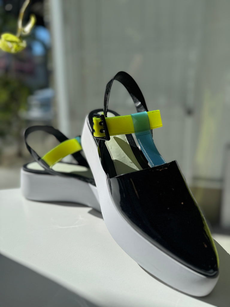 Designer KENZO women's parent leather t strap platform shoes size 10