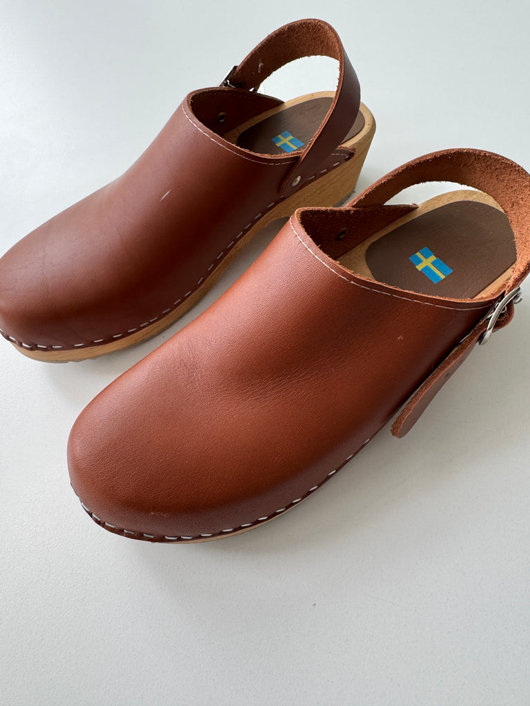 Mia Swedish clogs size 41/10