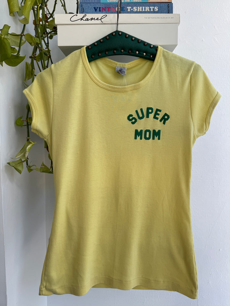 Vintage “super mom” t shirt