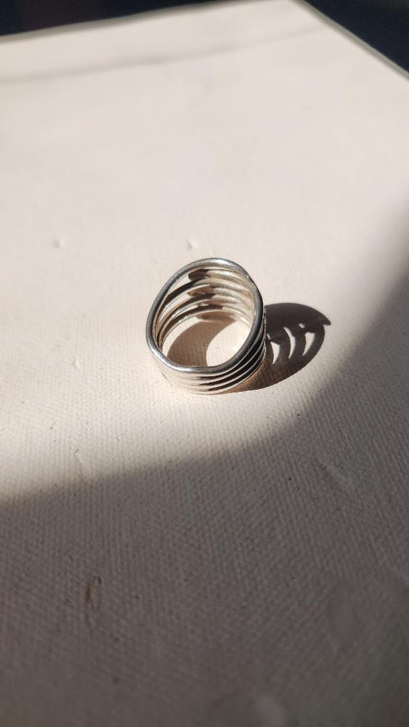 Vintage Sterling crossover bar ring 7.25