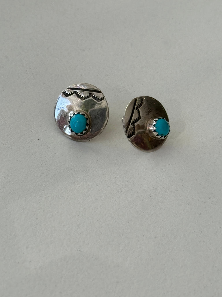 Button Sterling silver stud and turquoise stone