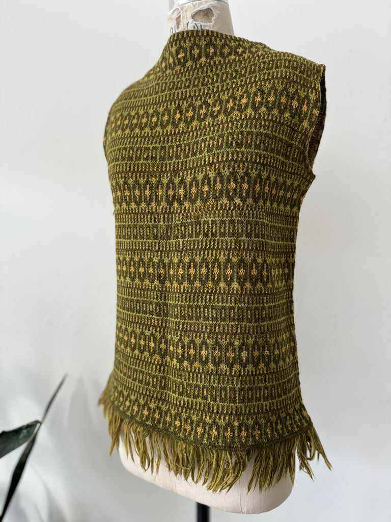 Vintage knit top