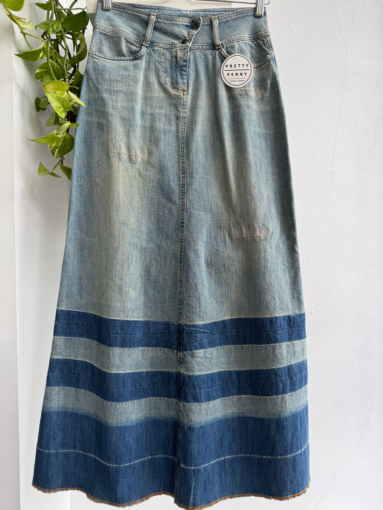 Denim cultura made in Italy denim skirt waist “28-30”