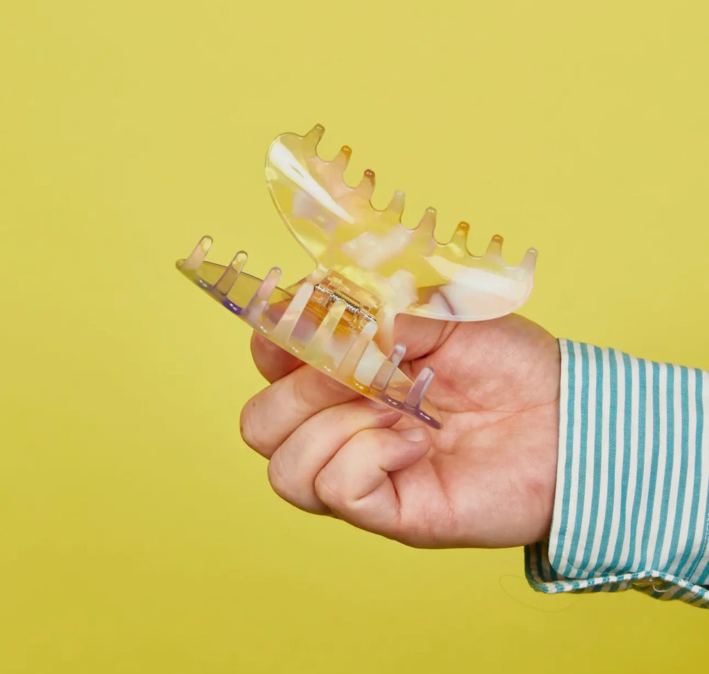 Chunks baby dolly claw in moonlight