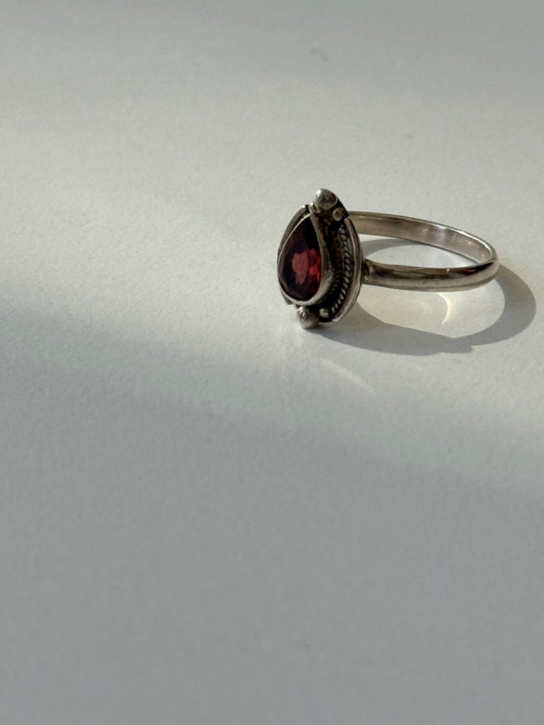 Sterling silver and garnet ring size 9