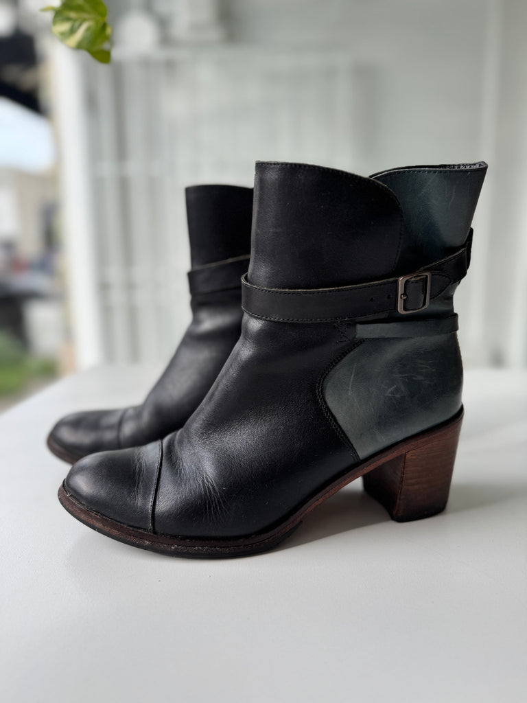 Samantha Pleet Wolverine leather boots 9.5