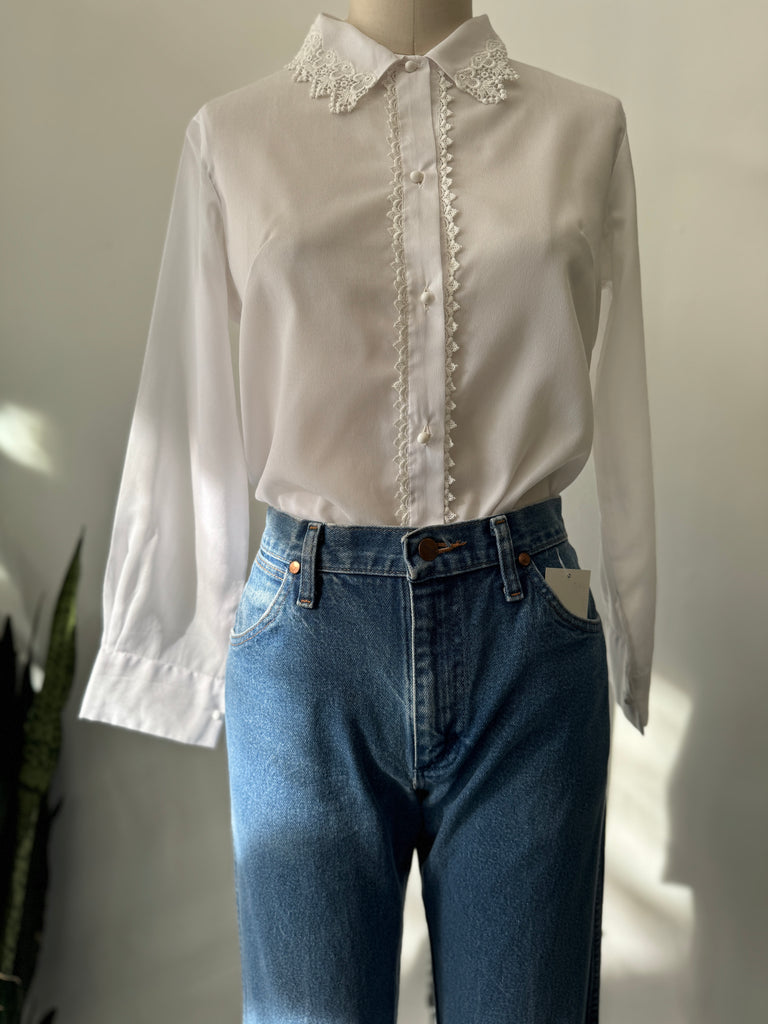 Vintage Top with lace trim