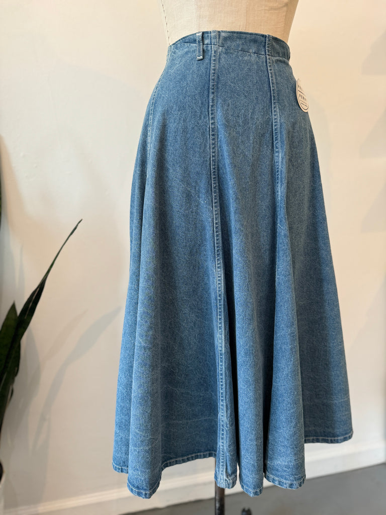 Vintage Liz Wear denim skirt “30”