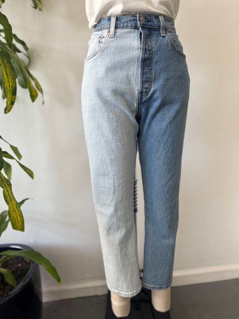 Half split Levi jeans waist “30”