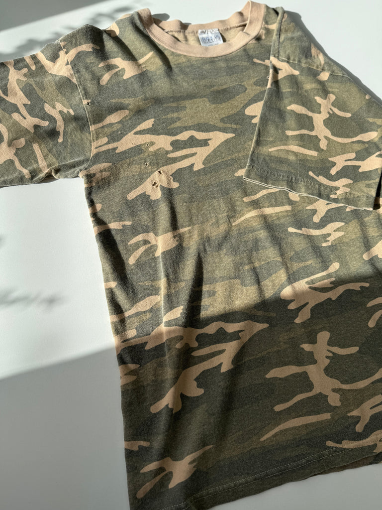 Vintage basic camo t shirt