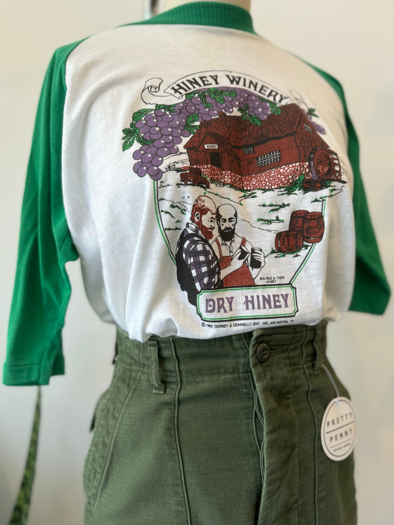 1982 dry hiney winery t shirt