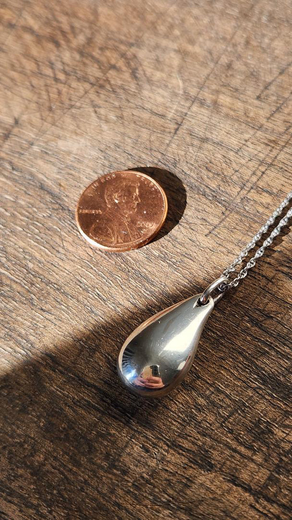 Vintage sterling chunky teardrop pendant