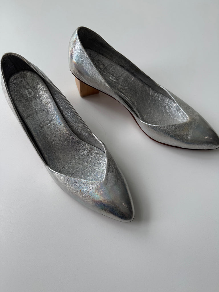DOPP metallic shoes size 11